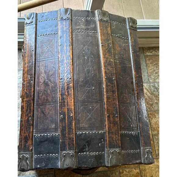 Antique 1899 Wescott Express Co. Domed Steamer Trunk Graphics & Inside Divided - Picture 7 of 10